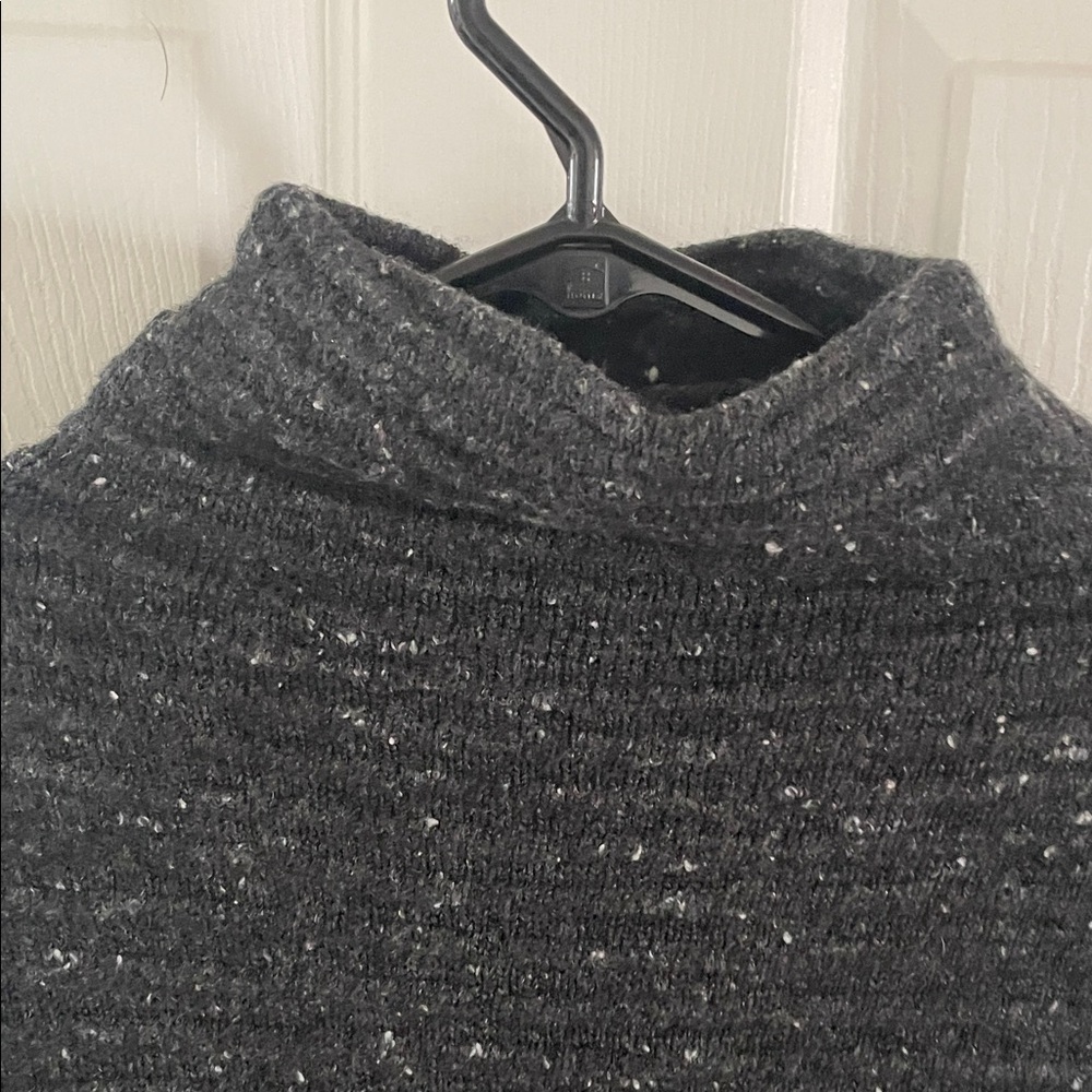 Madewell Black Flecked Turtleneck Sweater - Picture 2 of 5